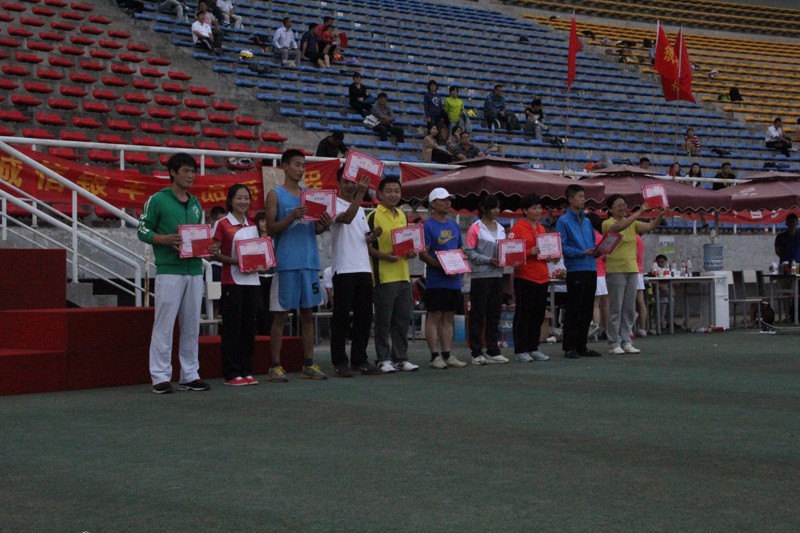 The Eleventh Track Meeting of Yinfeng Group was Proved to be a Success   Yinfeng Biological Group.,LTD